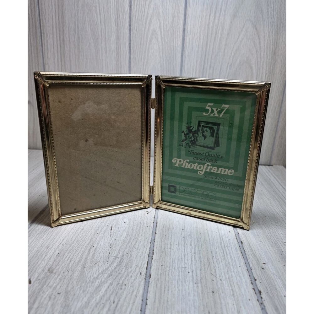 Vintage Bi-fold Gold Picture Frame Embossed Metal Double Hinge Photo 5x7